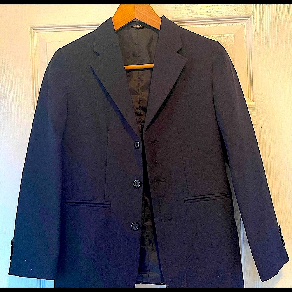 Women’s black blazer size 12 regular❤️